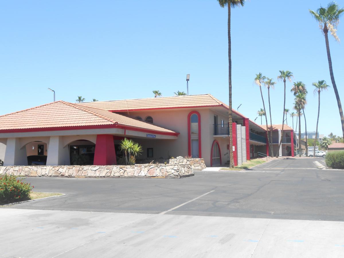 Ramada By Wyndham Mesa Downtown Hotel Exterior photo